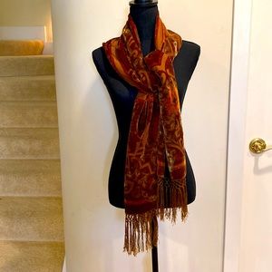 Beautiful NWOT CCC BrownVelvet-like Scarf with Thin Silk & Rayon Lining.